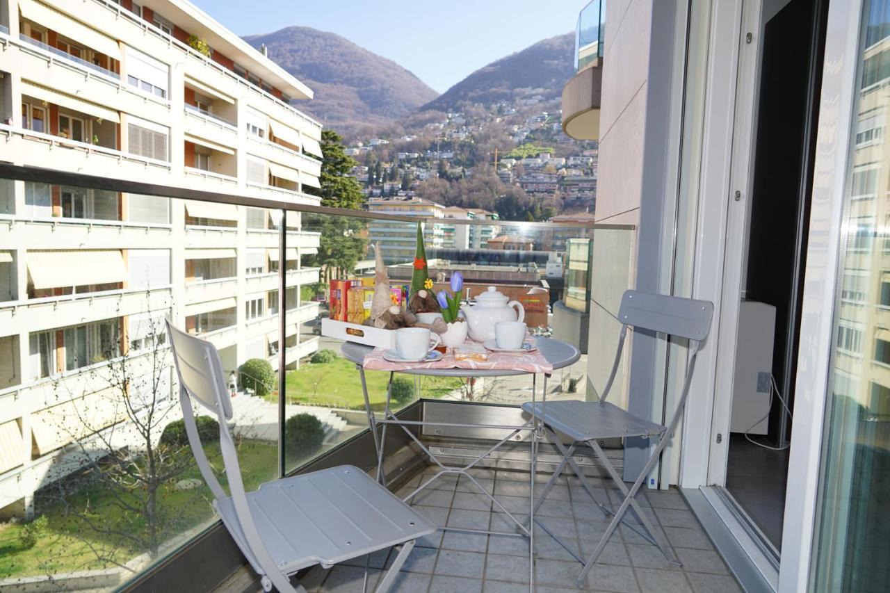 Appartamento Centrale Con Wifi E Posteggio Privato Gratis! Lugano Bagian luar foto